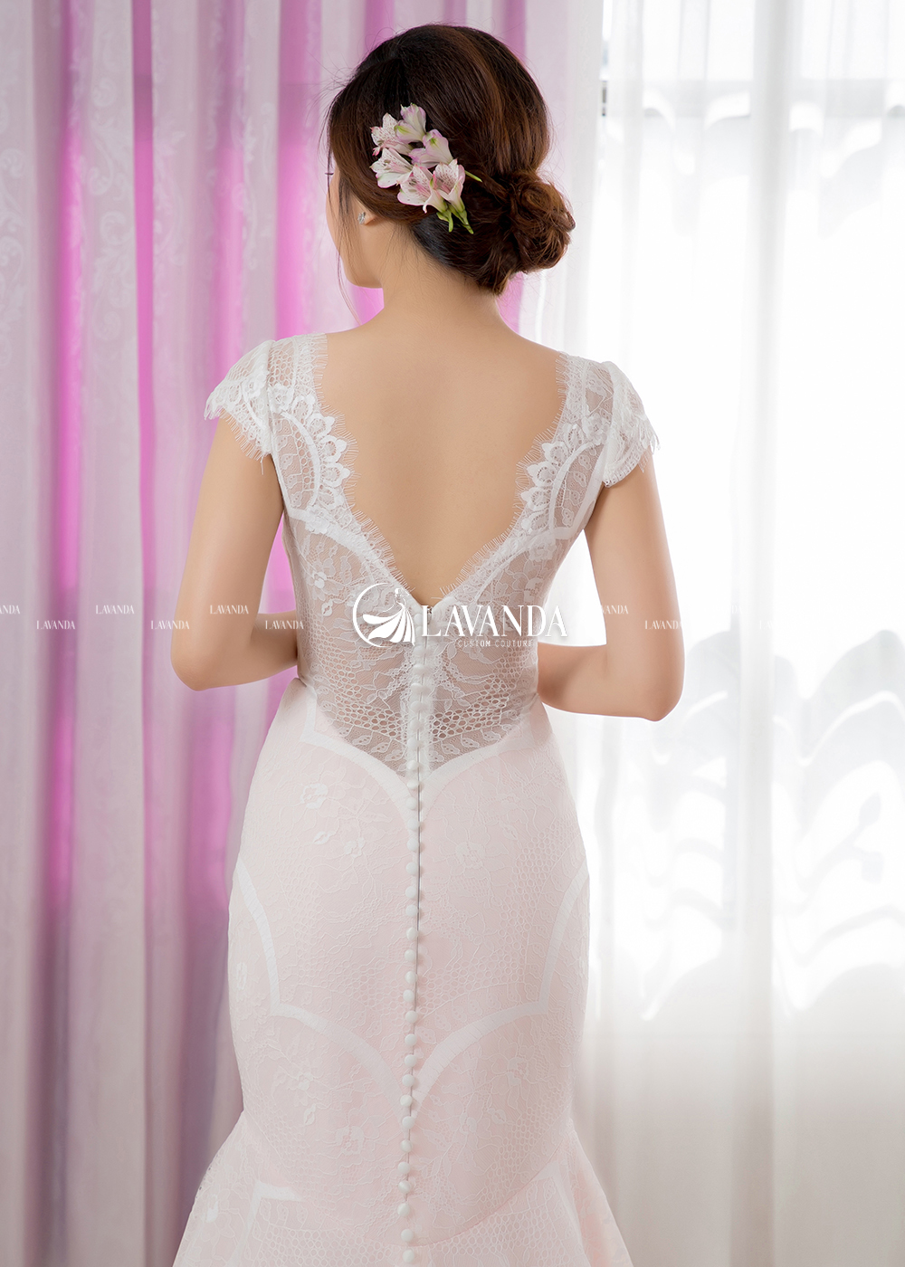 Mermaid Chantilly Lace Wedding Dress