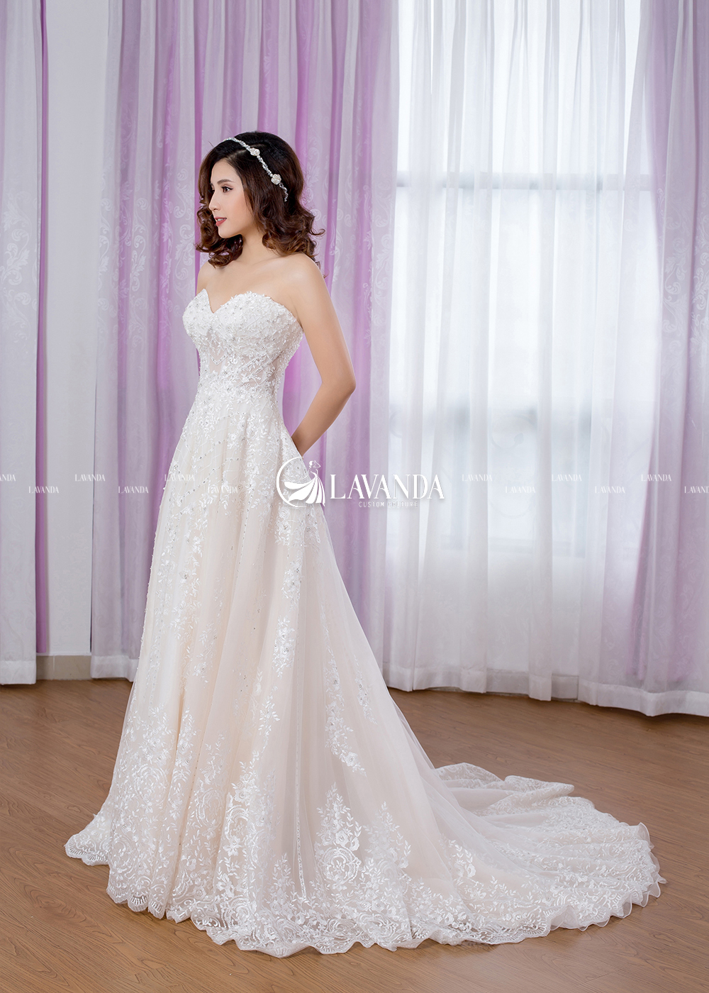 Sweetheart Beaded Tulle Ball Gown Wedding Dress
